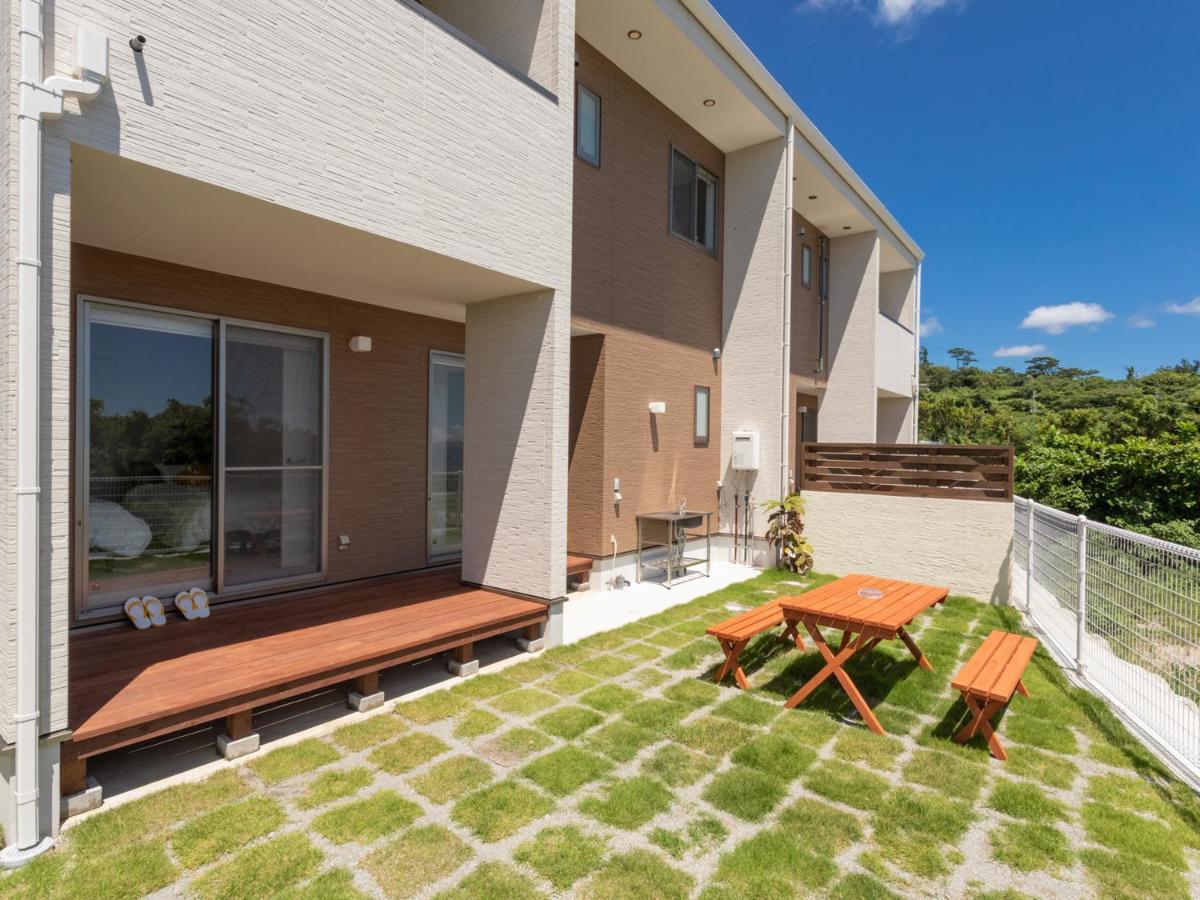 Ｖｉｌｌａ・Ｃｈａｒｍｅ Villa Мотобу Екстериор снимка