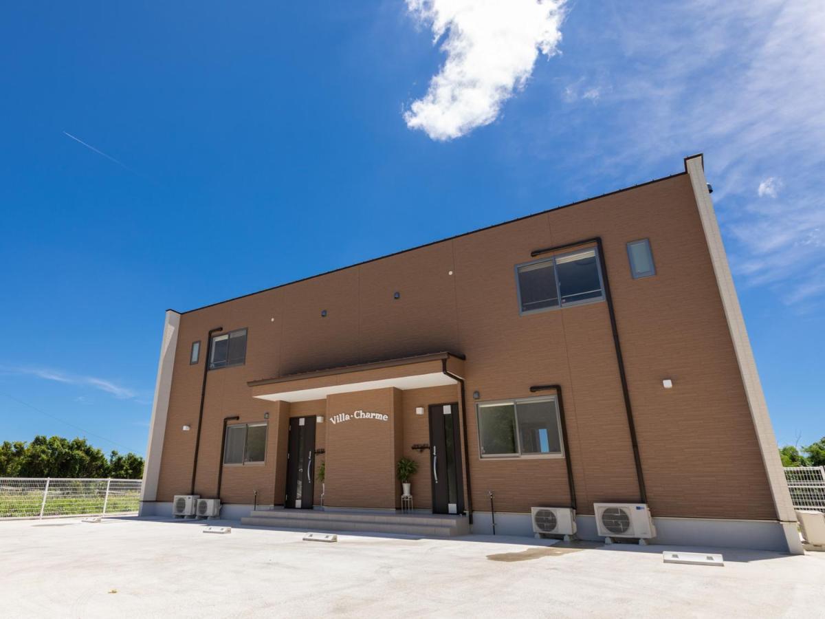 Ｖｉｌｌａ・Ｃｈａｒｍｅ Villa Мотобу Екстериор снимка